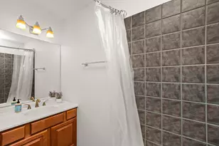 400 W Ontario St, Chicago, IL 60654 - Photo 10