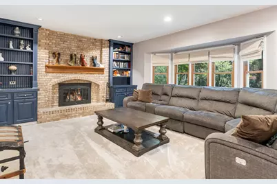 27W306 Victoria Lane, Winfield, IL 60190 - Photo 14