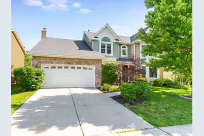 27W306 Victoria Lane, Winfield, IL 60190 - Photo 1