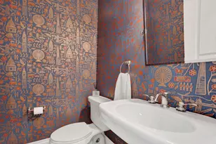 1825 W Sunnyside Ave, Chicago, IL 60640 - Photo 8