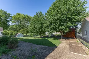 509 S Henry St, Geneseo, IL 61254 - Photo 4
