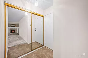 710 St Andrews Ln, Crystal Lake, IL 60014 - Photo 4