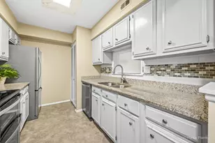 710 St Andrews Ln, Crystal Lake, IL 60014 - Photo 12