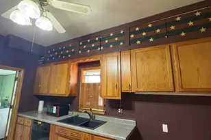 403 W 3rd St, Prophetstown, IL 61277 - Photo 16