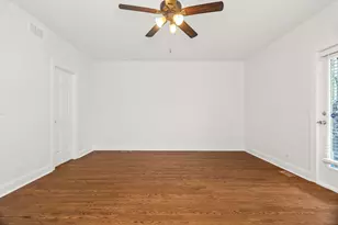 3928 N Greenview Ave, Chicago, IL 60613 - Photo 14