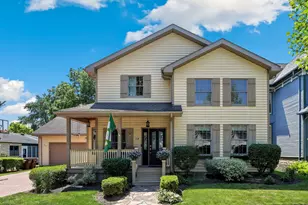 114 Hickory St, Frankfort, IL 60423 - Photo 1