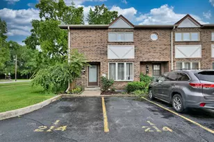 214 N West Ave, Elmhurst, IL 60126 - Photo 2