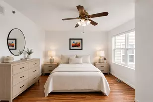 2011 W Chase Ave, Chicago, IL 60645 - Photo 14