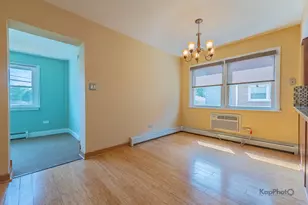 8465 W Berwyn Ave, Chicago, IL 60656 - Photo 8