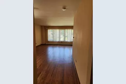 8465 W Berwyn Avenue #1, Chicago, IL 60656 - Photo 4