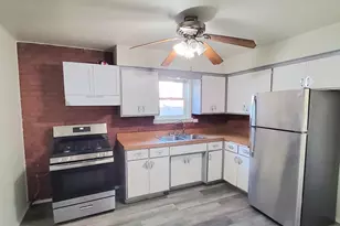 7445 W 64th St, Summit, IL 60501 - Photo 6