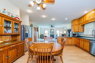 9208 N 14500E Rd, Grant Park, IL 60940 - Photo 16