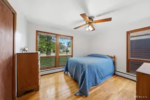 11647 S Tripp Ave, Alsip, IL 60803 - Photo 18