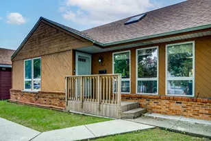 11647 S Tripp Ave, Alsip, IL 60803 - Photo 2