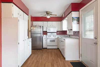 4821 W 105th Street, Oak Lawn, IL 60453 - Photo 6