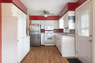 4821 W 105th St, Oak Lawn, IL 60453 - Photo 6
