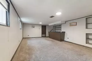 4821 W 105th St, Oak Lawn, IL 60453 - Photo 14