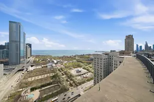 130 N Garland Ct, Chicago, IL 60602 - Photo 10