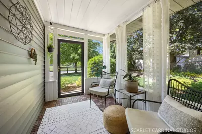 506 Wilson Avenue, Glen Ellyn, IL 60137 - Photo 2
