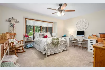 845 Brian Court, Gurnee, IL 60031 - Photo 20