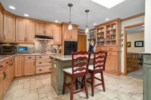 845 Brian Ct, Gurnee, IL 60031 - Photo 12