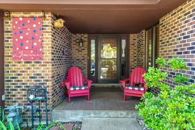 845 Brian Court, Gurnee, IL 60031 - Photo 2