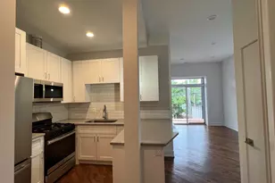 2217 W Chicago Ave, Chicago, IL 60622 - Photo 2