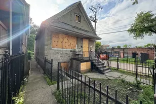 742 N Christiana Ave, Chicago, IL 60624 - Photo 4