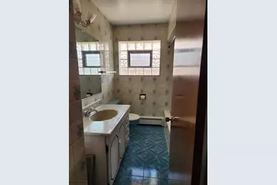 8417 W Berwyn Avenue #2, Chicago, IL 60656 - Photo 16