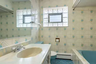 8417 W Berwyn Ave, Chicago, IL 60656 - Photo 24