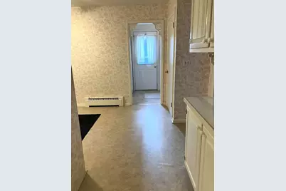 425 Crestmore Avenue, Mattoon, IL 61938 - Photo 10