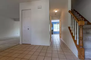 1687 Templeton Ct, Mundelein, IL 60060 - Photo 2