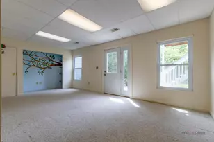 1687 Templeton Ct, Mundelein, IL 60060 - Photo 18