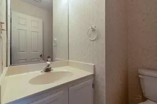 1687 Templeton Ct, Mundelein, IL 60060 - Photo 12