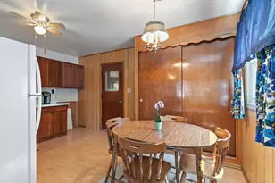 66 E North Ave, Cortland, IL 60112 - Photo 10