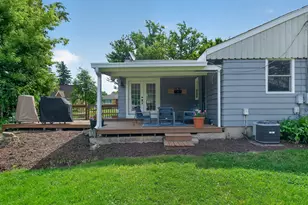 100 N Park St, Westmont, IL 60559 - Photo 18