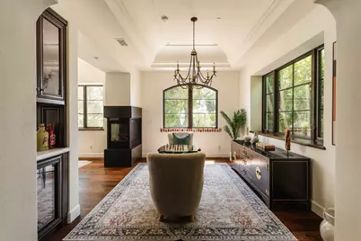 16037 W Junaluska Way, Pacific Palisades, CA 90272 - Photo 10