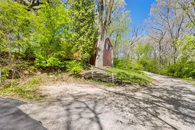 1010 Osage Drive, McHenry, IL 60051 - Photo 6