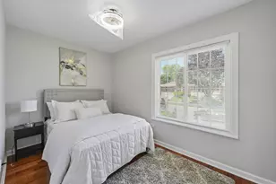 9139 S Oglesby Ave, Chicago, IL 60617 - Photo 8
