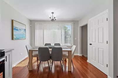 9139 S Oglesby Avenue, Chicago, IL 60617 - Photo 4