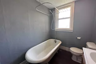 514 E Main St, Hoopeston, IL 60942 - Photo 8