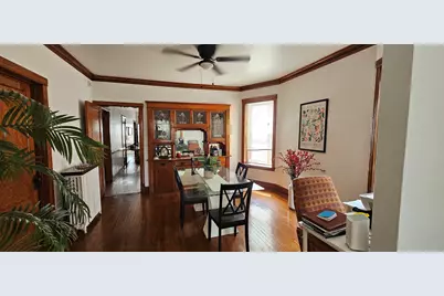 3823 N Bernard Street, Chicago, IL 60618 - Photo 4