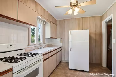 1972 Fargo Avenue, Des Plaines, IL 60018 - Photo 6
