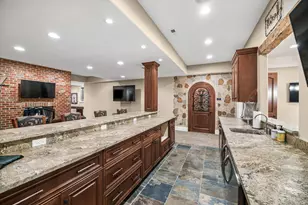 11954 Cross Creek Ct, Burr Ridge, IL 60527 - Photo 22