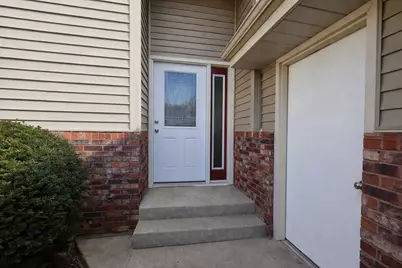 5N087 Mary Court, Saint Charles, IL 60175 - Photo 2