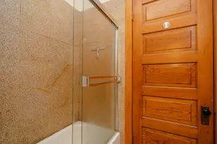622 W Briar Pl, Chicago, IL 60657 - Photo 12