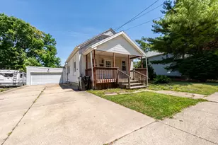 306 E Sycamore St, Normal, IL 61761 - Photo 22