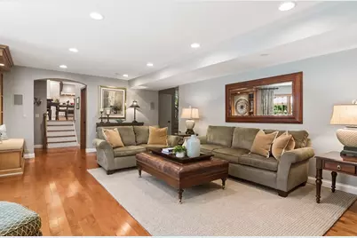 1019 E Waverly Drive, Arlington Heights, IL 60004 - Photo 10