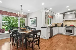 1019 E Waverly Dr, Arlington Heights, IL 60004 - Photo 14
