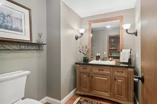1019 E Waverly Dr, Arlington Heights, IL 60004 - Photo 12